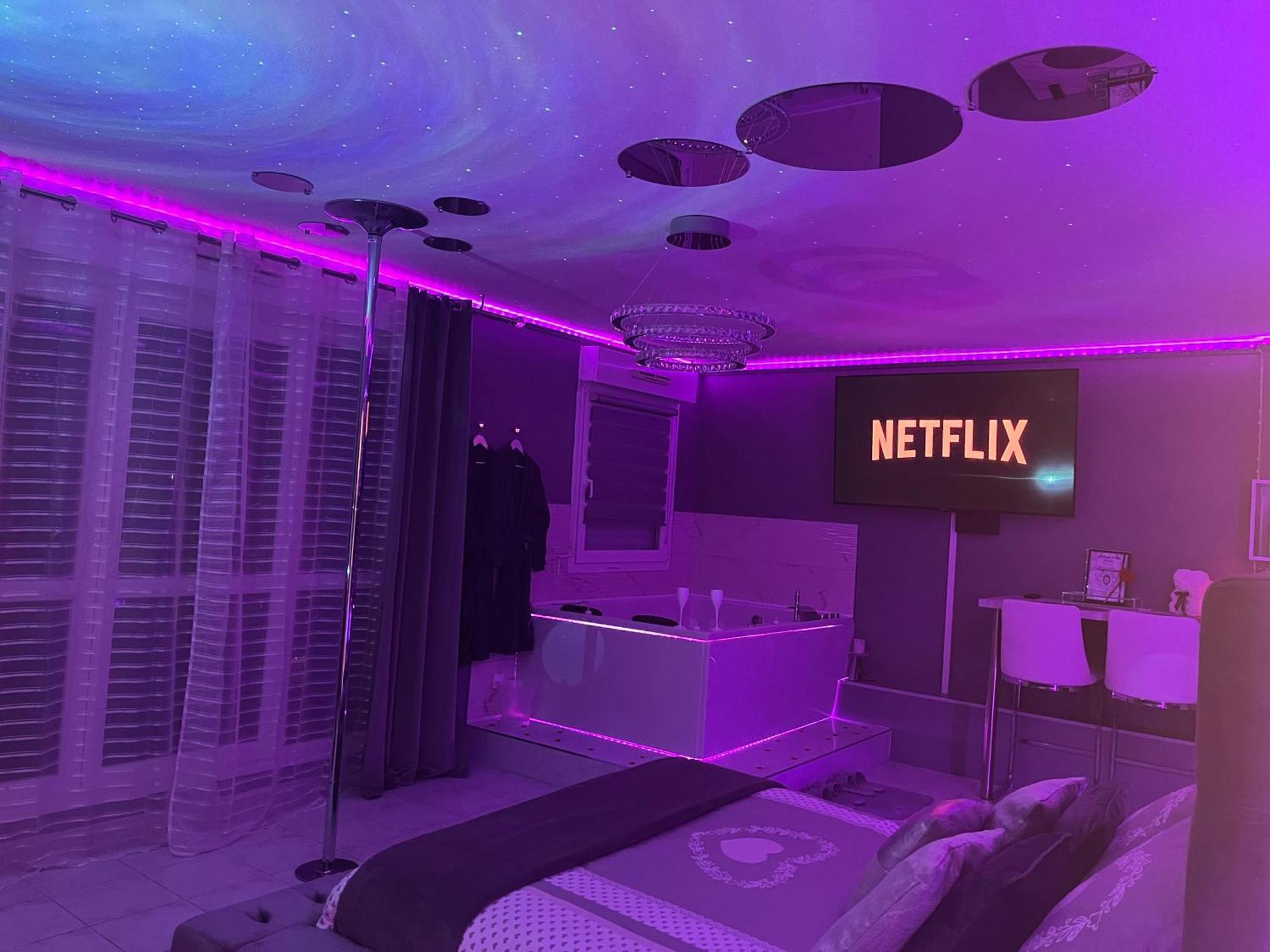 « Le Boudoir D'Elodie » Le Spa Romantique Saint-Léonard Extérieur photo